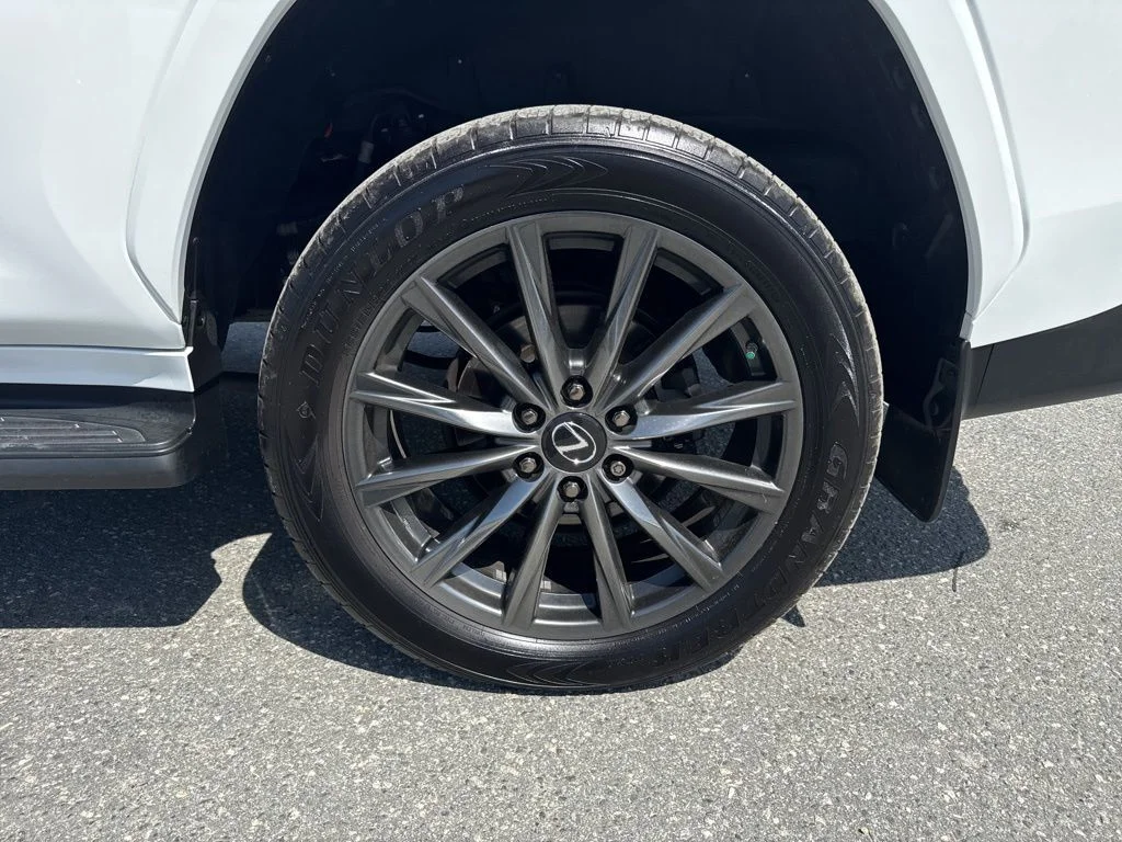2023 Lexus LX F-Sport - Photo 33
