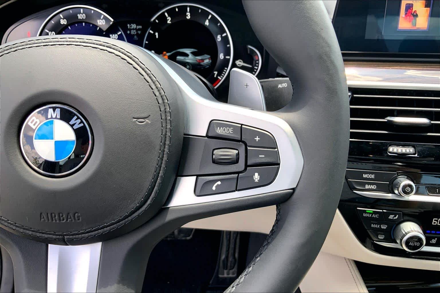Used 2019 Rhodonite Silver Metallic BMW 540i image 22