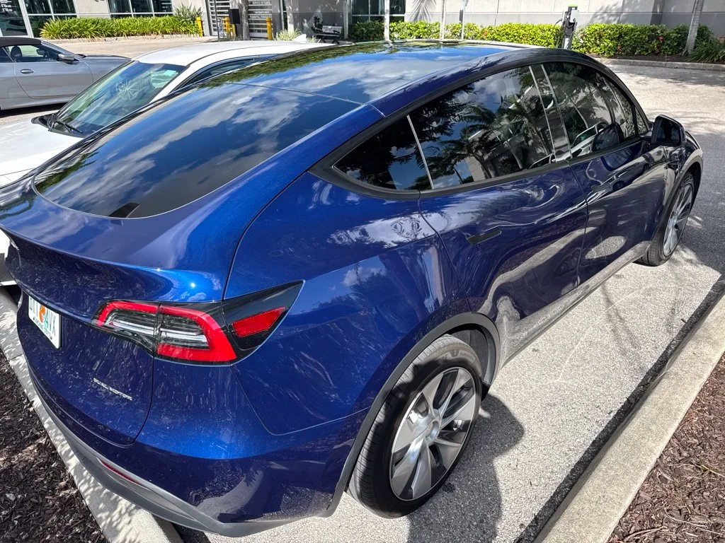 Used 2023  Tesla Long Range image 3