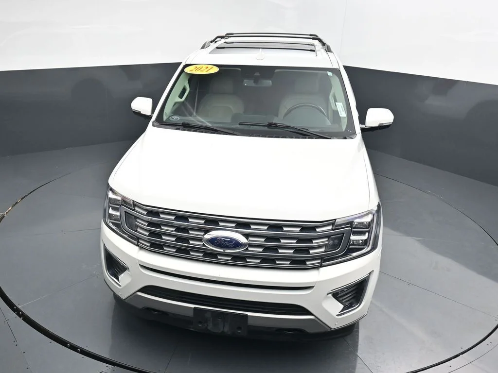 Used 2021 White Ford Limited image 28