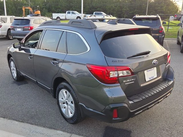 Used 2019 Gray Subaru 2.5i Premium image 11