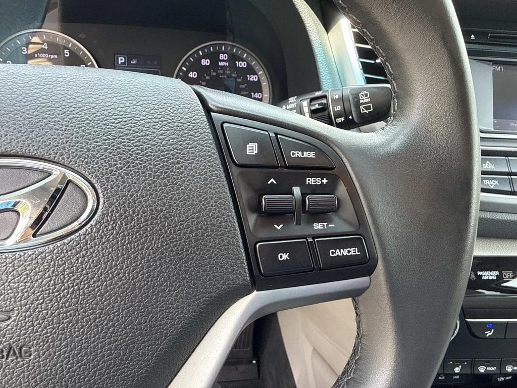 Used 2017  Hyundai Sport image 36