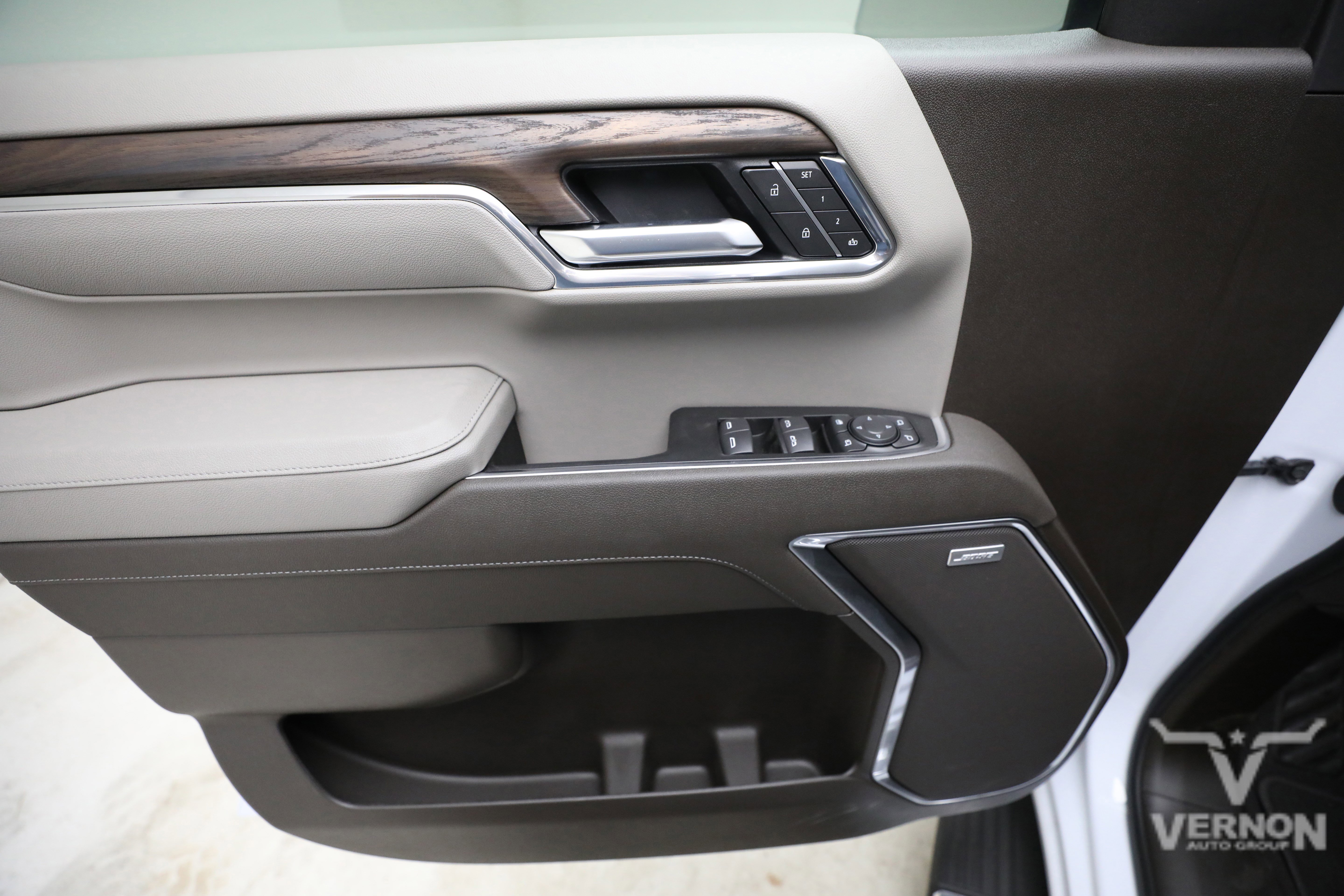 New 2026 Glacier White Tricoat GMC N image 18