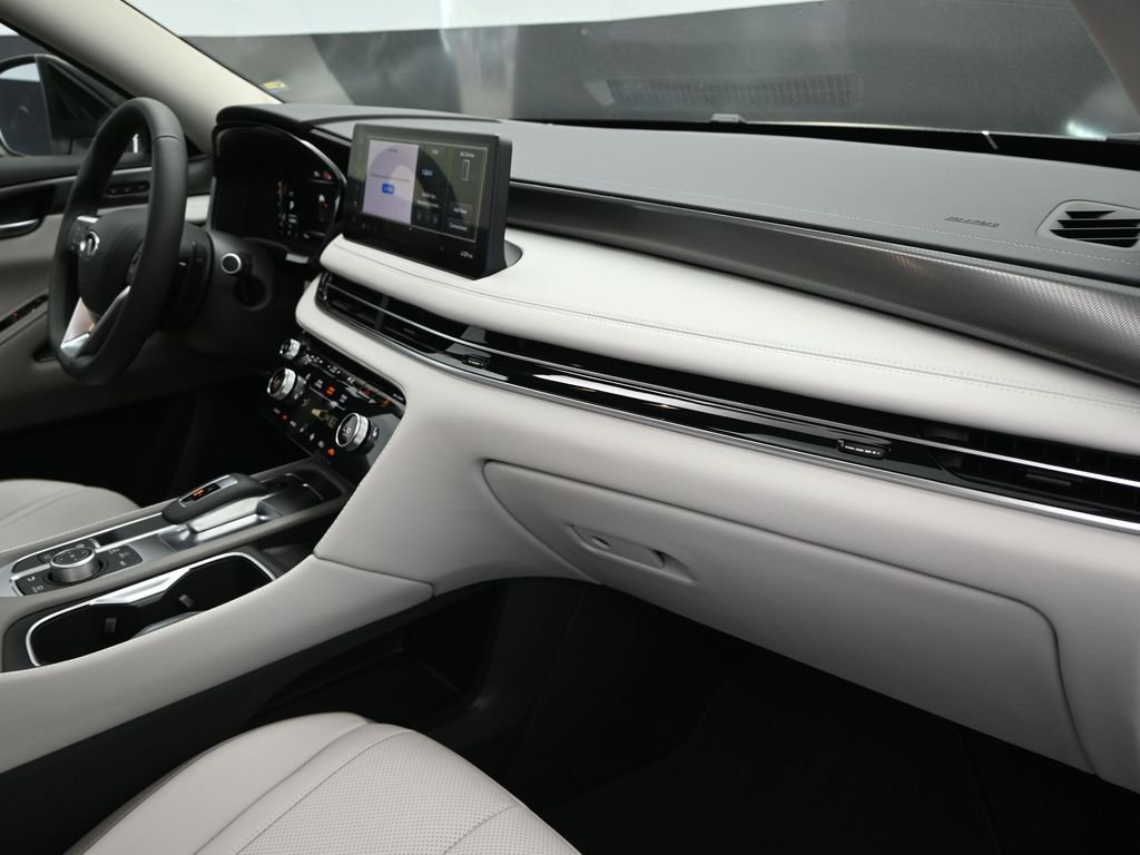 Certified Used 2026 White INFINITI PURE image 25
