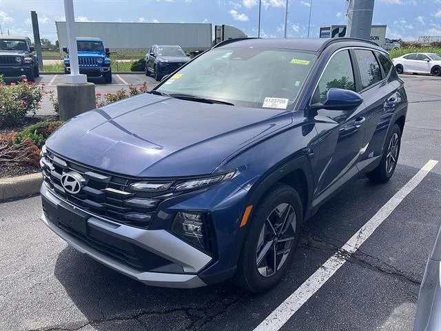 Used 2026 Atlantis Blue Hyundai SEL image 3