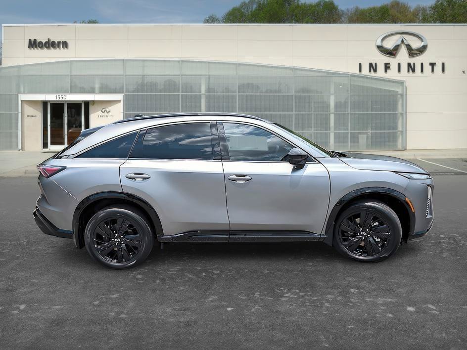 New 2027 Graphite Shadow INFINITI SPORT image 4