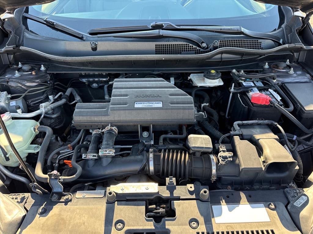 Used 2018 Modern Steel Metallic Honda Touring image 27