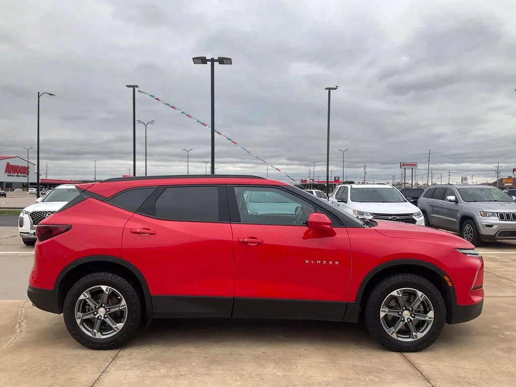 Used 2023 Red Chevrolet LT image 37