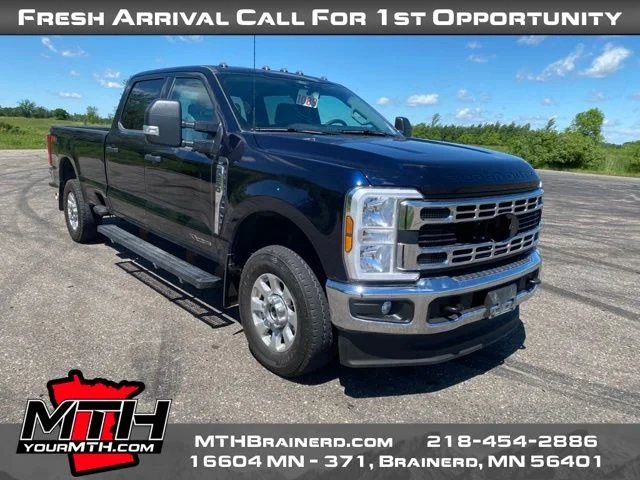 Certified Used 2024 Blue Ford XLT image 2