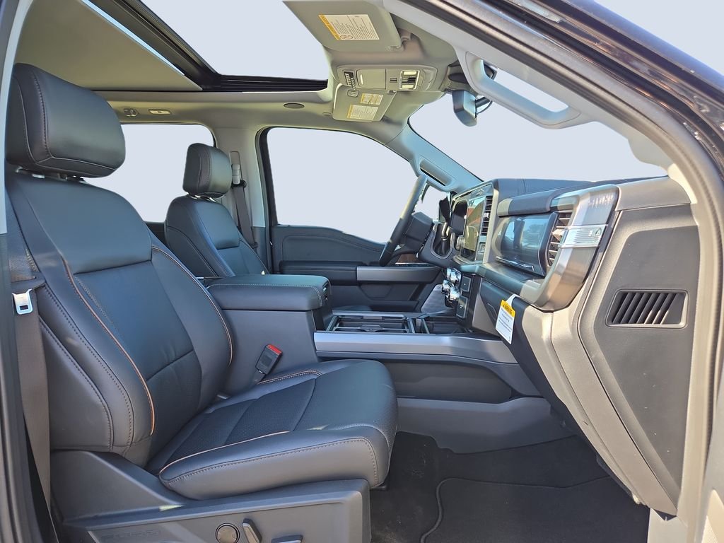 New 2026 Agate Black Metallic Ford F-250® Lariat® image 26