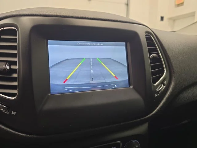 Used 2019 Diamond Black Jeep Sport image 22