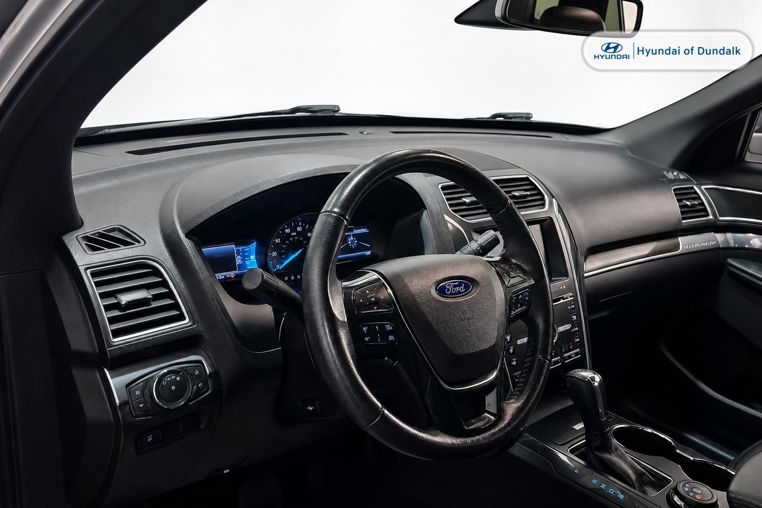 Used 2017 Silver Ford Limited image 8