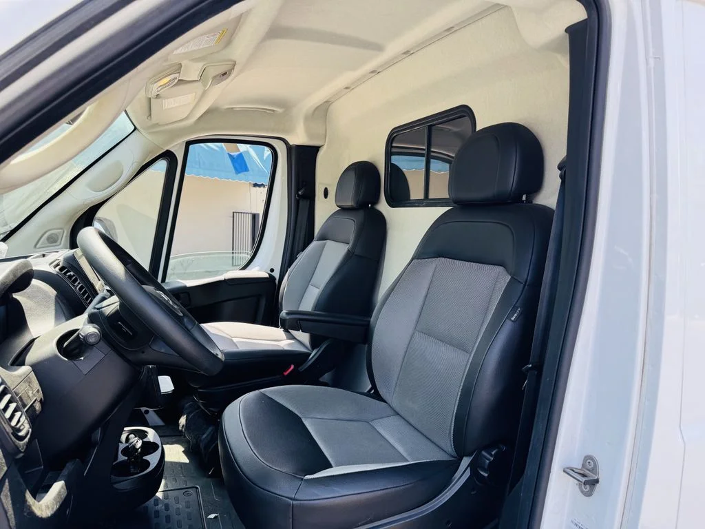 Used 2025 White Ram High Roof image 11