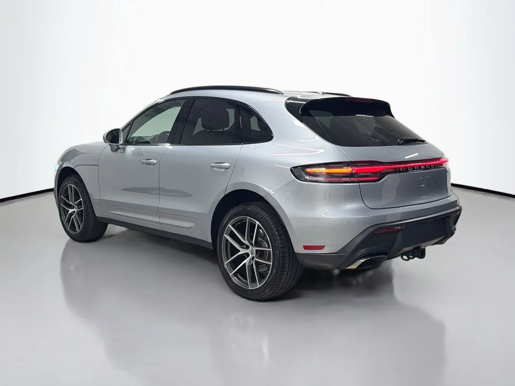 Certified Used 2025 Dolomite Silver Metallic Porsche  image 3