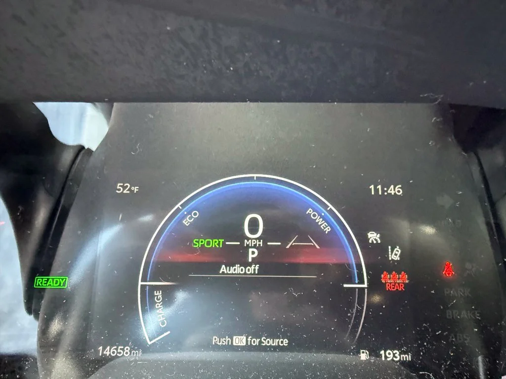 Used 2025 Ruby Flare Pearl Toyota SE image 13