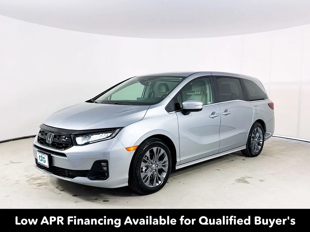 Certified Used 2026 Silver Honda Touring image 3
