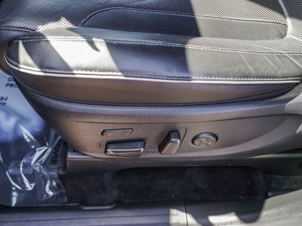 Used 2021 Black Hyundai Calligraphy image 19