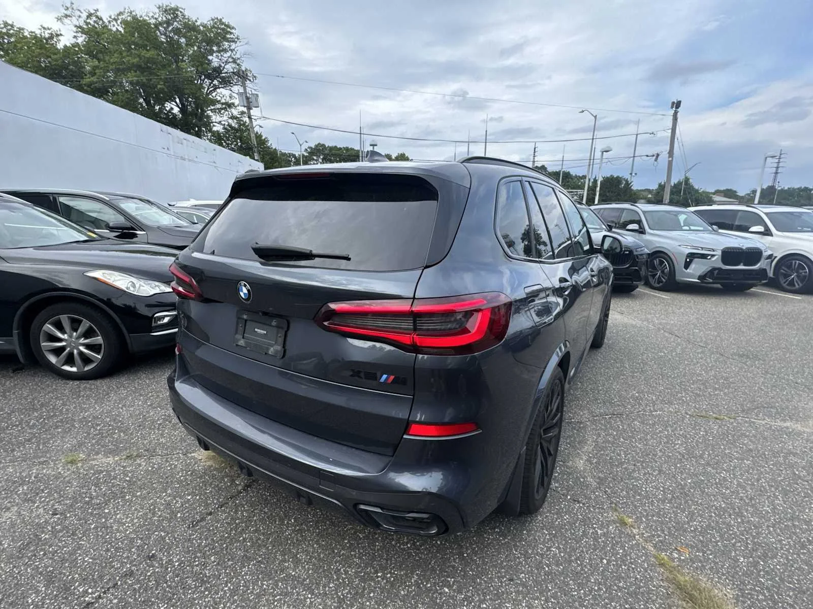 Used 2021 Arctic Grey Metallic BMW xDrive40i image 8