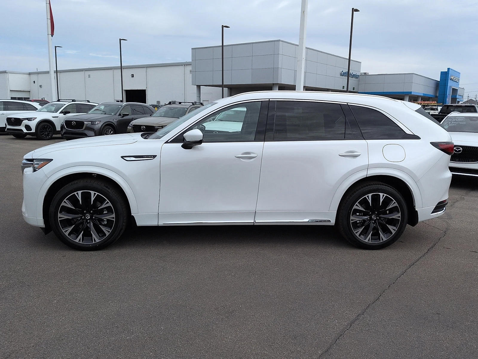 New 2026 Rhodium White Premium Mazda S Premium Plus image 4