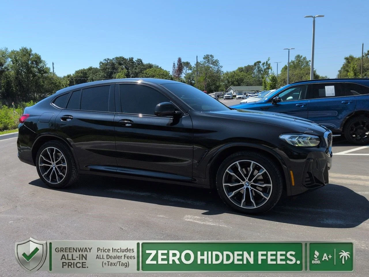 2023 BMW X4 xDrive30i's photo