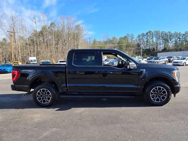 Used 2023 Black Ford XLT image 9
