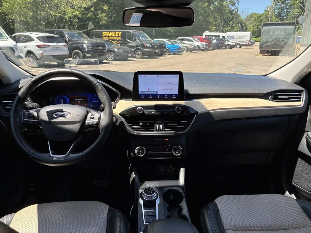 Used 2022 Black Ford Titanium image 18
