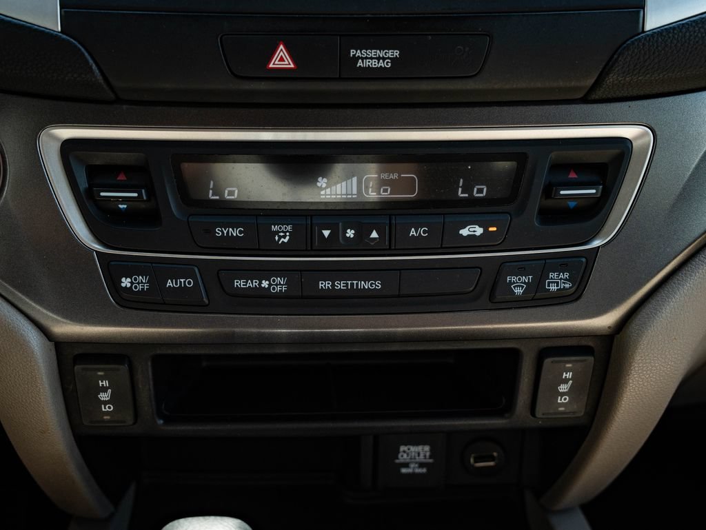 Used 2017 White Diamond Pearl Honda RTL image 35