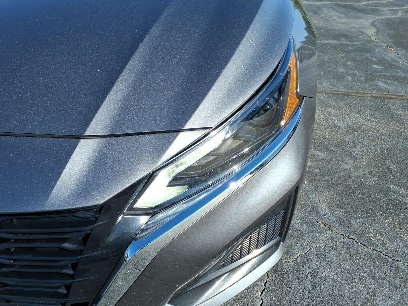 Used 2024 Gun Metallic Nissan 2.5 SV image 14