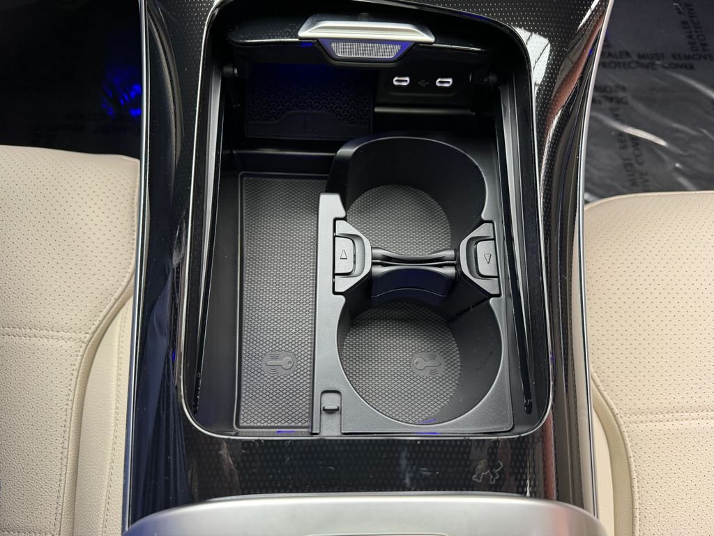New 2026 White Mercedes-Benz C 300 image 17
