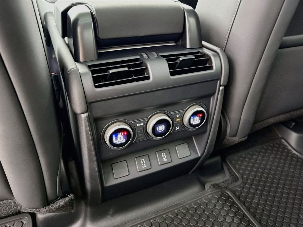 New 2026 Woolstone Green Land Rover S image 25