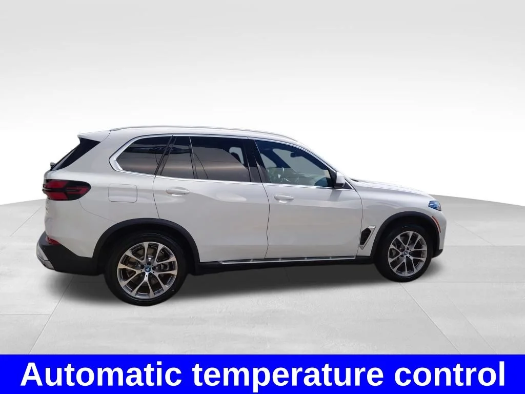 Used 2025 White BMW xDrive50e image 10