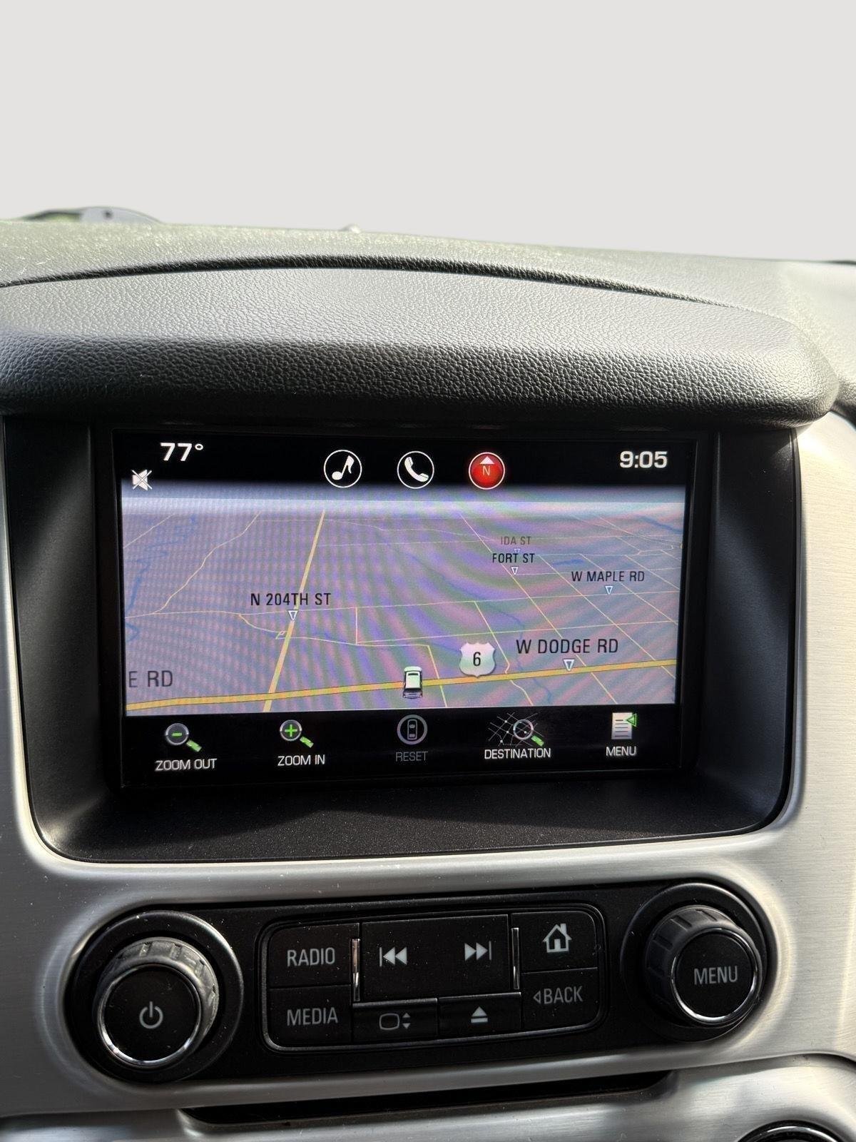 Used 2015 Iridium Metallic GMC SLT image 13