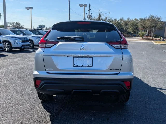 New 2026 Silver Mitsubishi LE image 7
