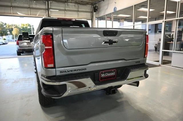 2026 Chevrolet Silverado 3500 HD LTZ - Photo 6