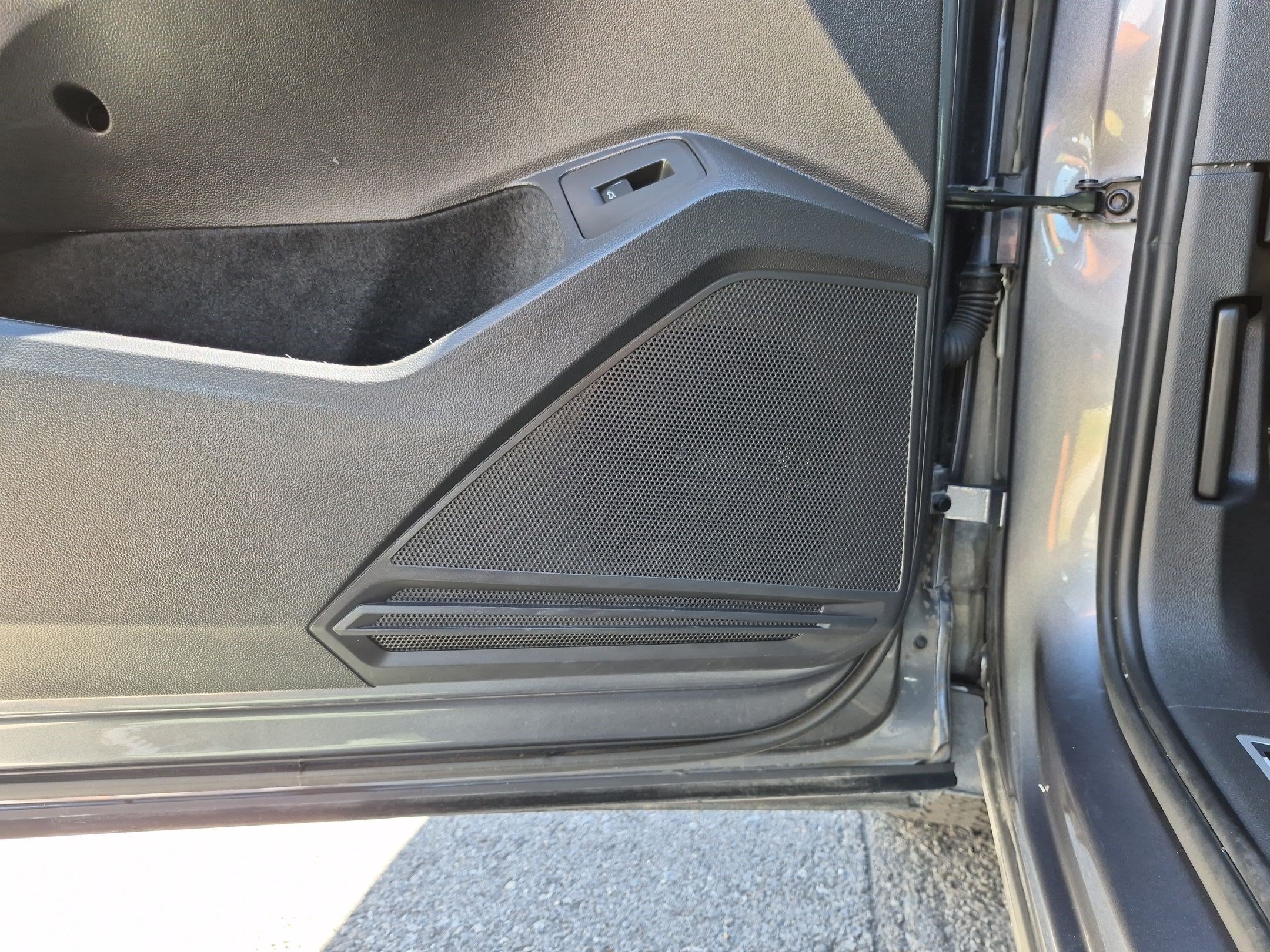 Used 2022 Platinum Gray Metallic Volkswagen SEL R-Line image 14