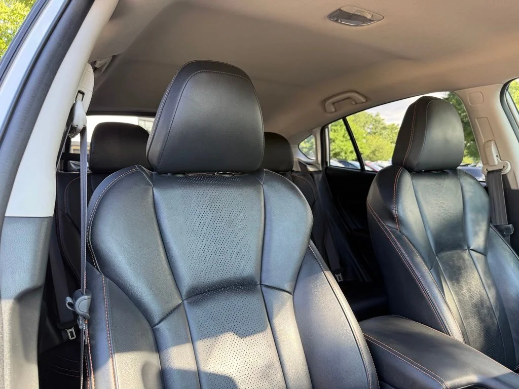 Used 2019 White Subaru 2.0i Limited image 31