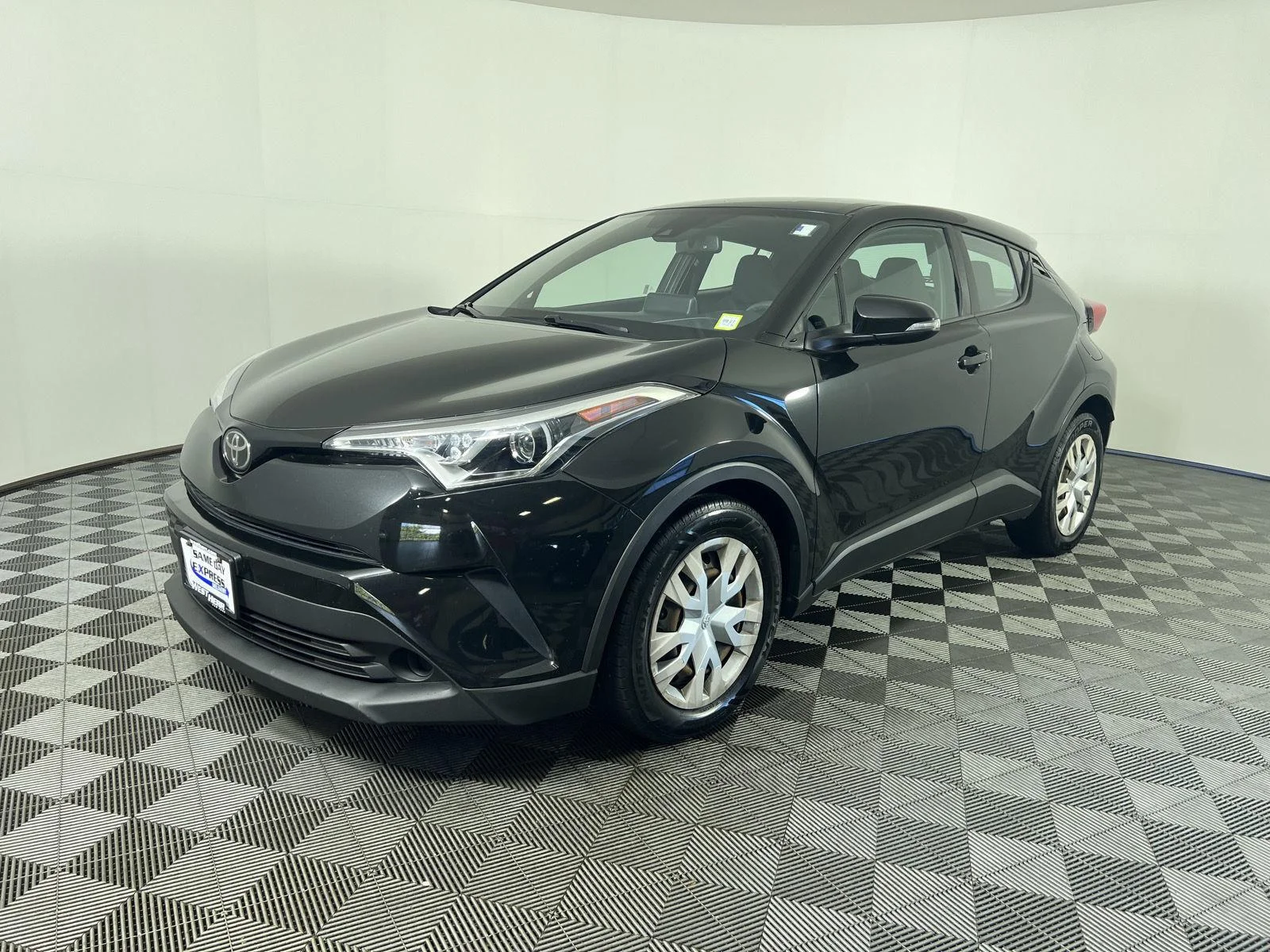 Used 2019 Black Sand Pearl Toyota LE image 7