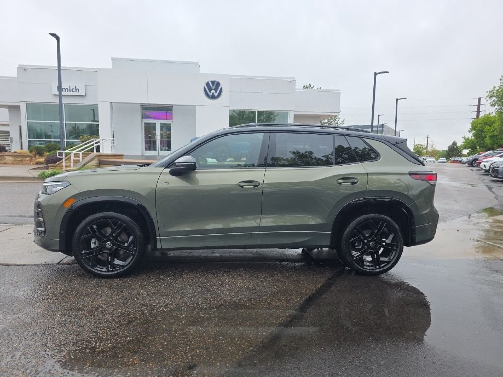 New 2026 Avocado Green w/Deep Black Roof Volkswagen 2.0T SE R-Line Black image 2
