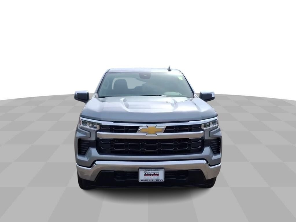 Used 2026 Gray Chevrolet LT image 3