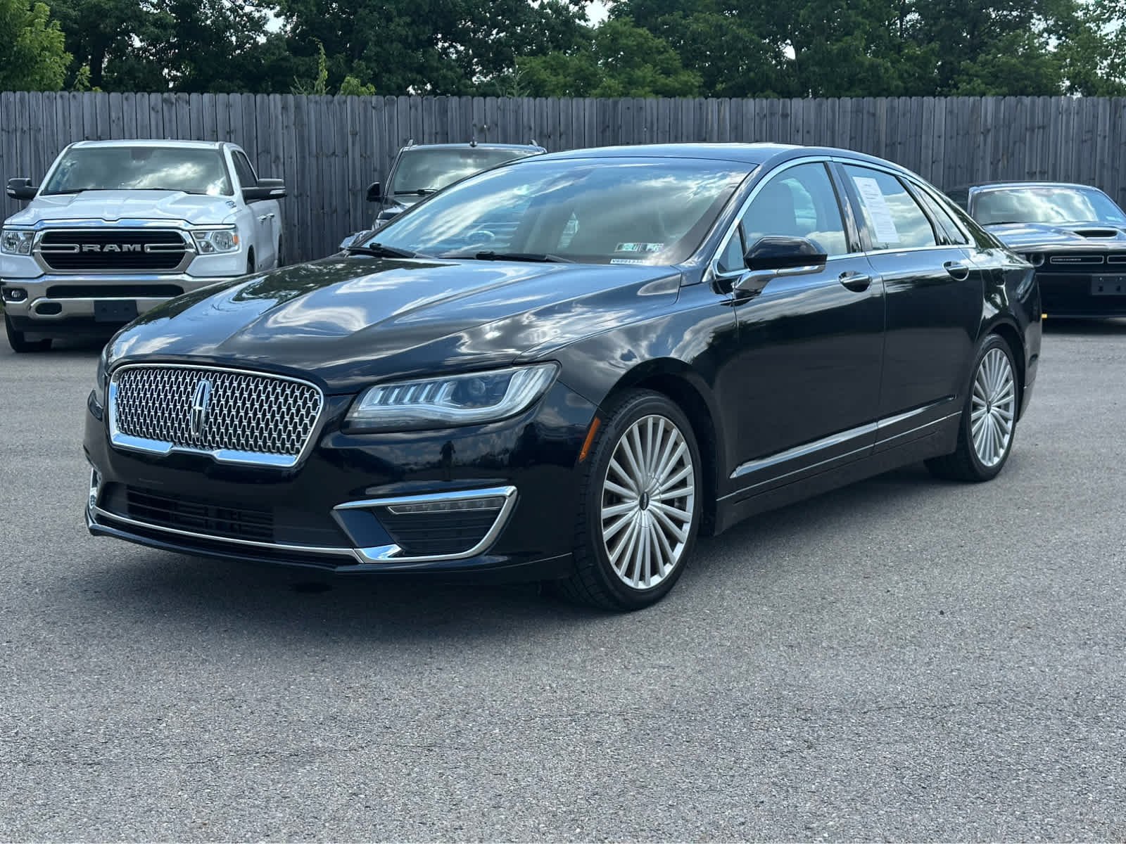 2017 Lincoln MKZ Reserve FWD's photo