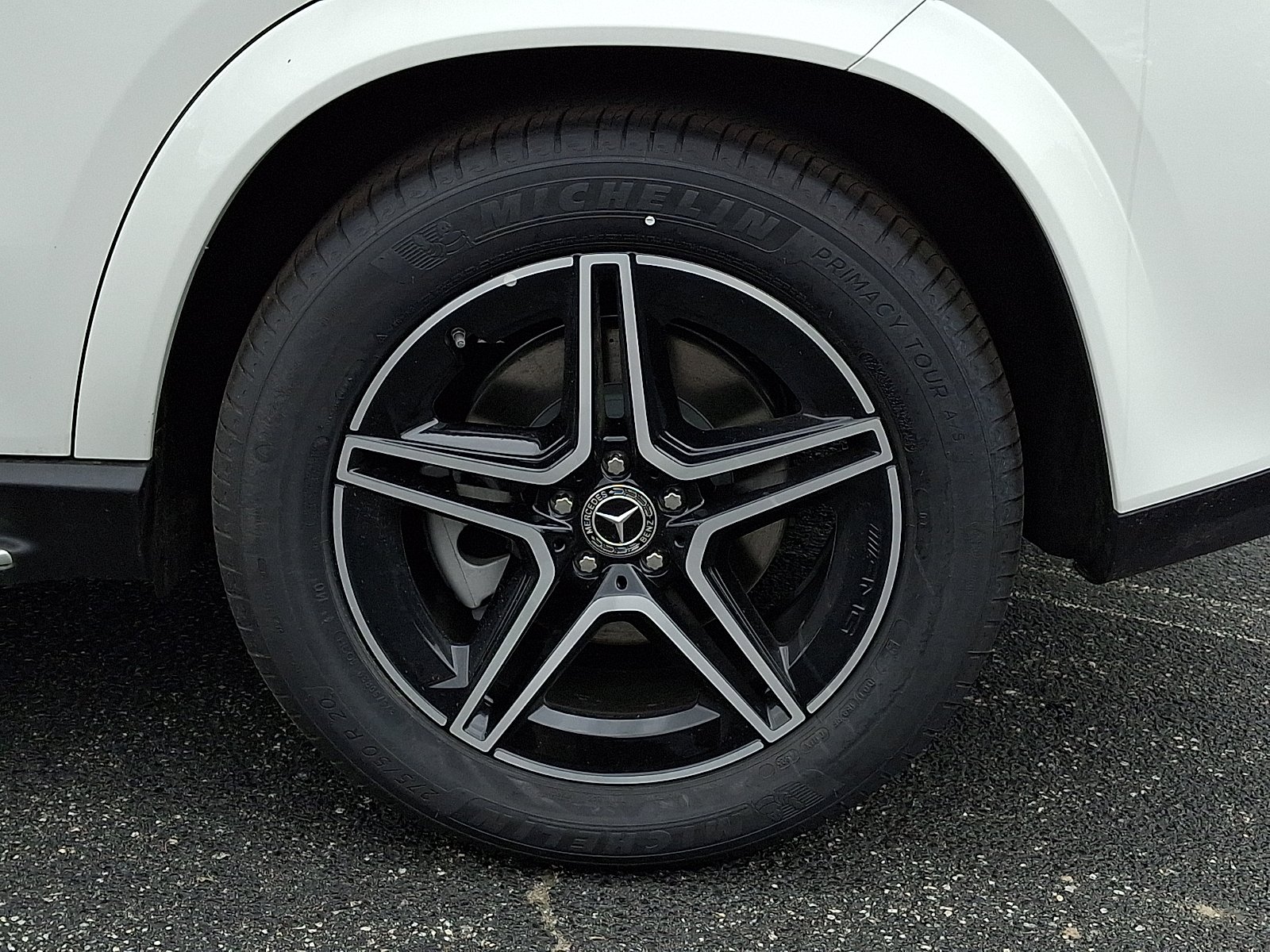 New 2026 Polar White Mercedes-Benz GLE 450 image 7