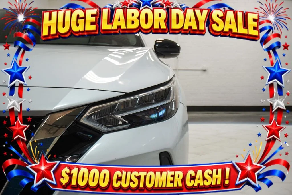 Used 2022 White Nissan SR image 33
