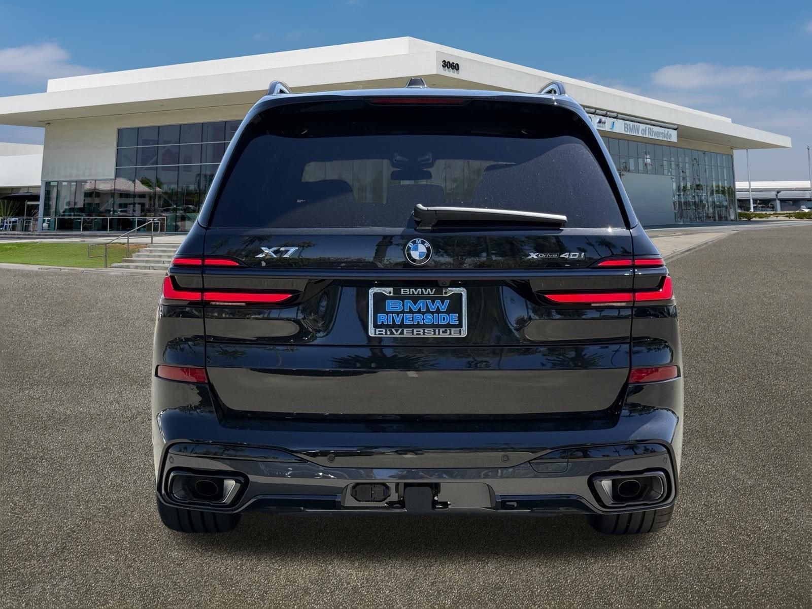 New 2027 Black Sapphire Metallic BMW xDrive40i image 9