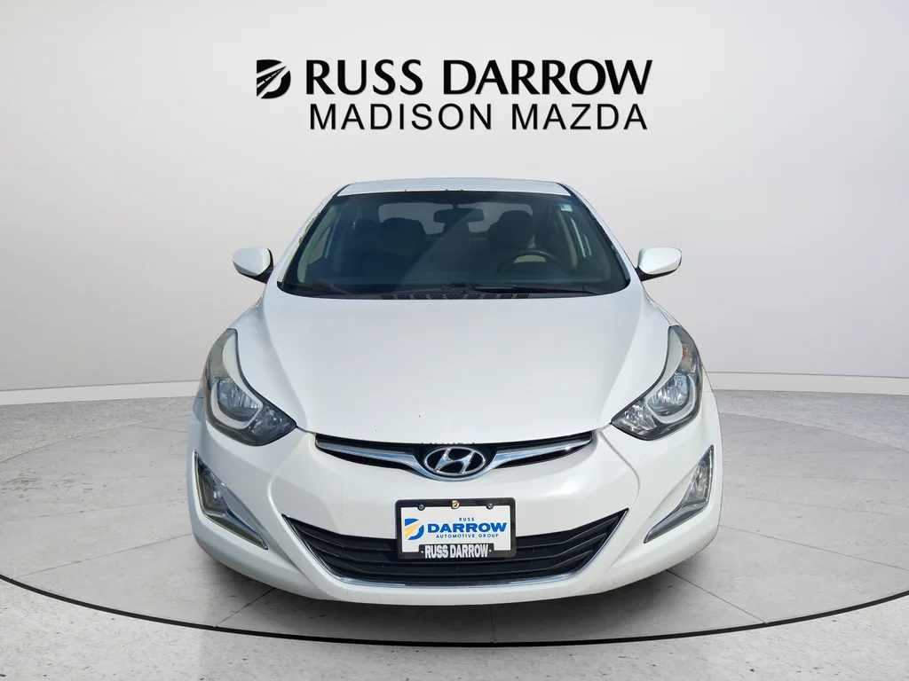 Used 2015 White Hyundai SE image 8