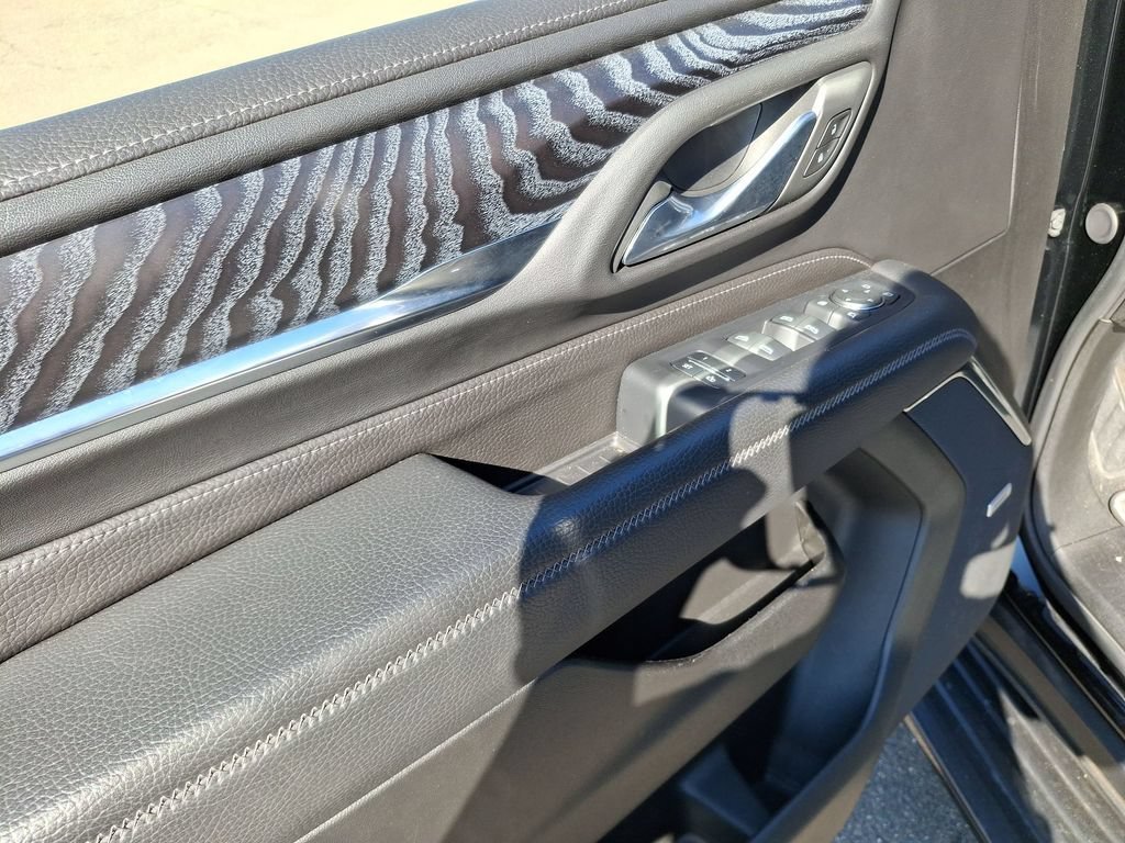 2024 GMC Yukon Denali - Photo 15