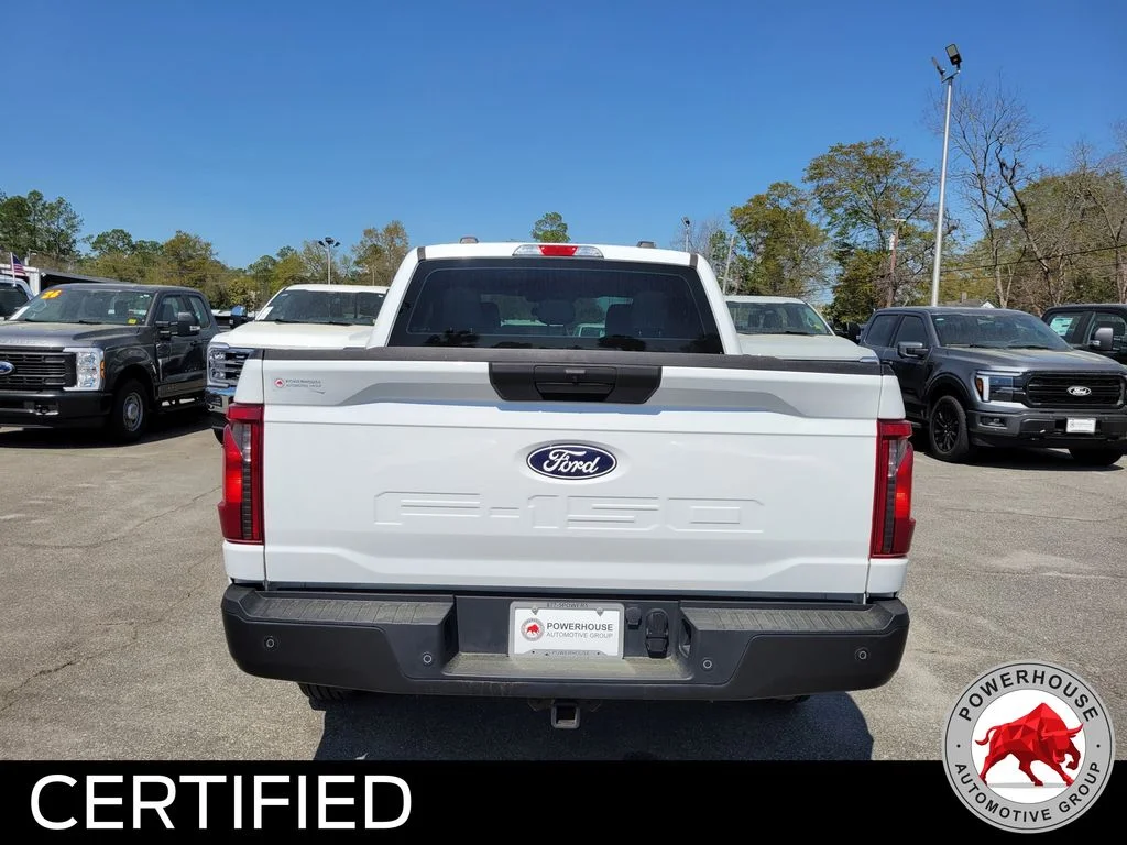 Used 2025 White Ford XL image 5