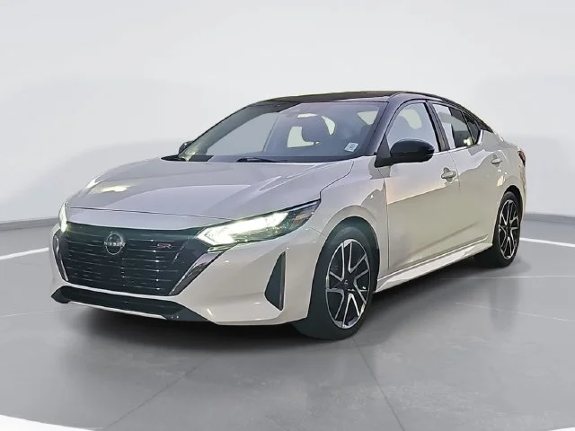 Used 2024 White Nissan SR image 7