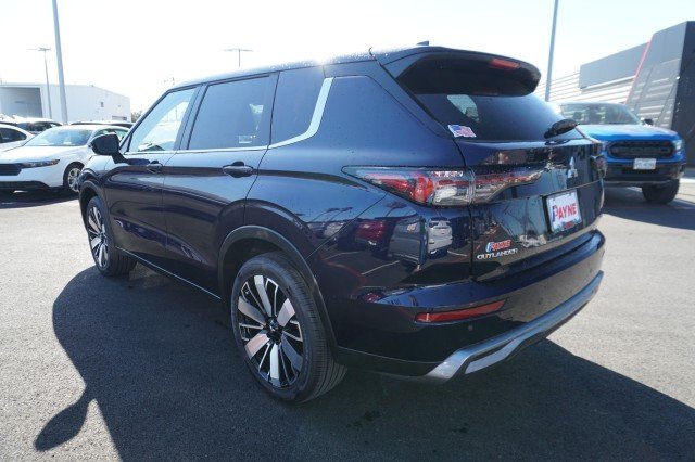 2025 Mitsubishi Outlander SE - Photo 9