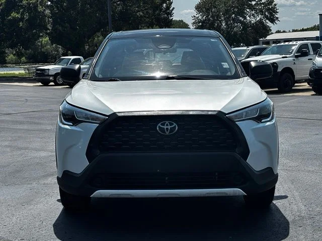 Used 2023 Beige Toyota L image 2
