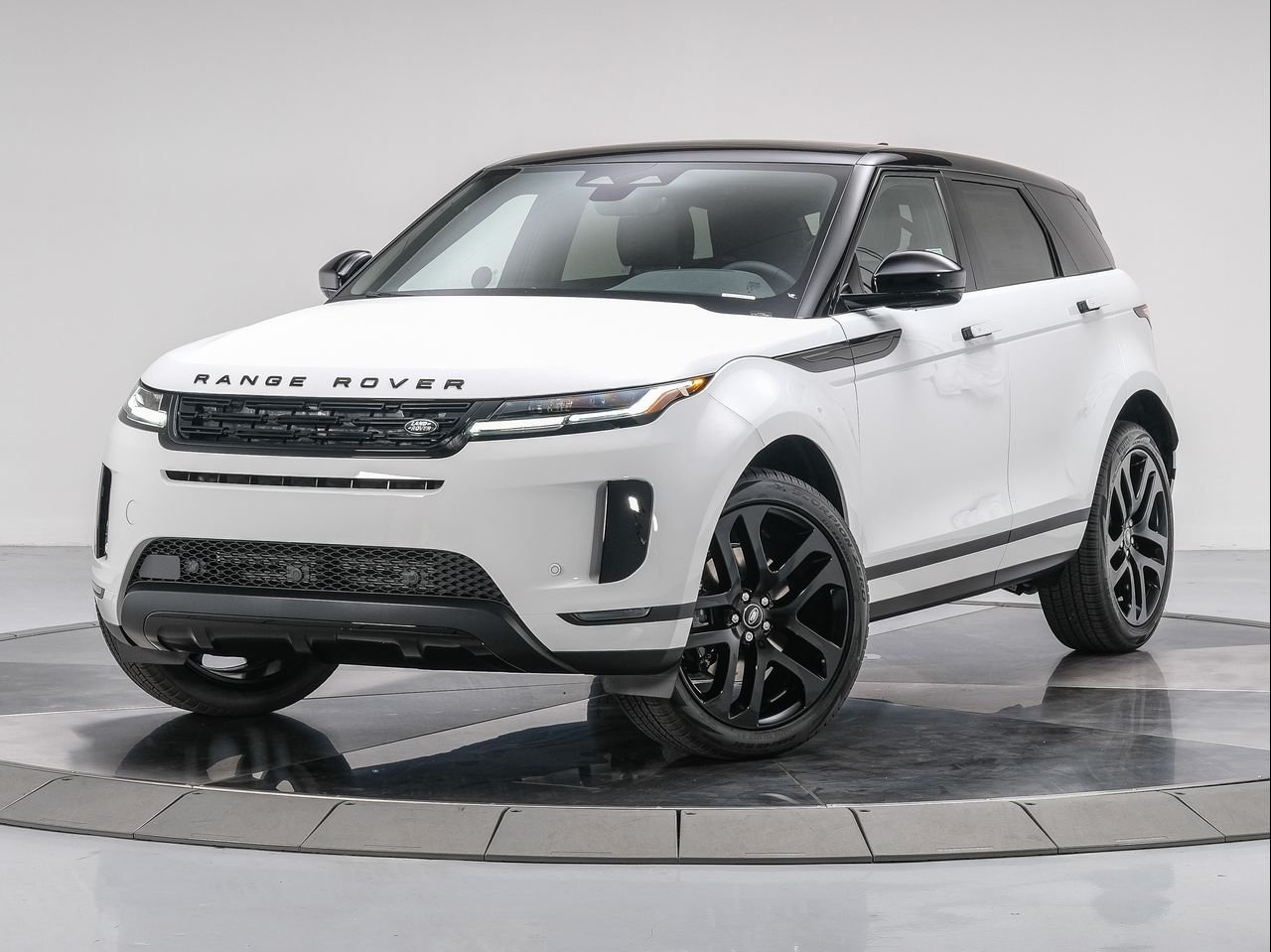 2026 Land Rover Range Rover Evoque